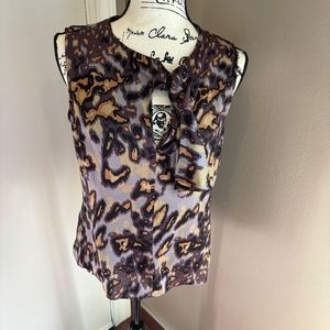 Almost new Santorelli Holly sleeveless blouse